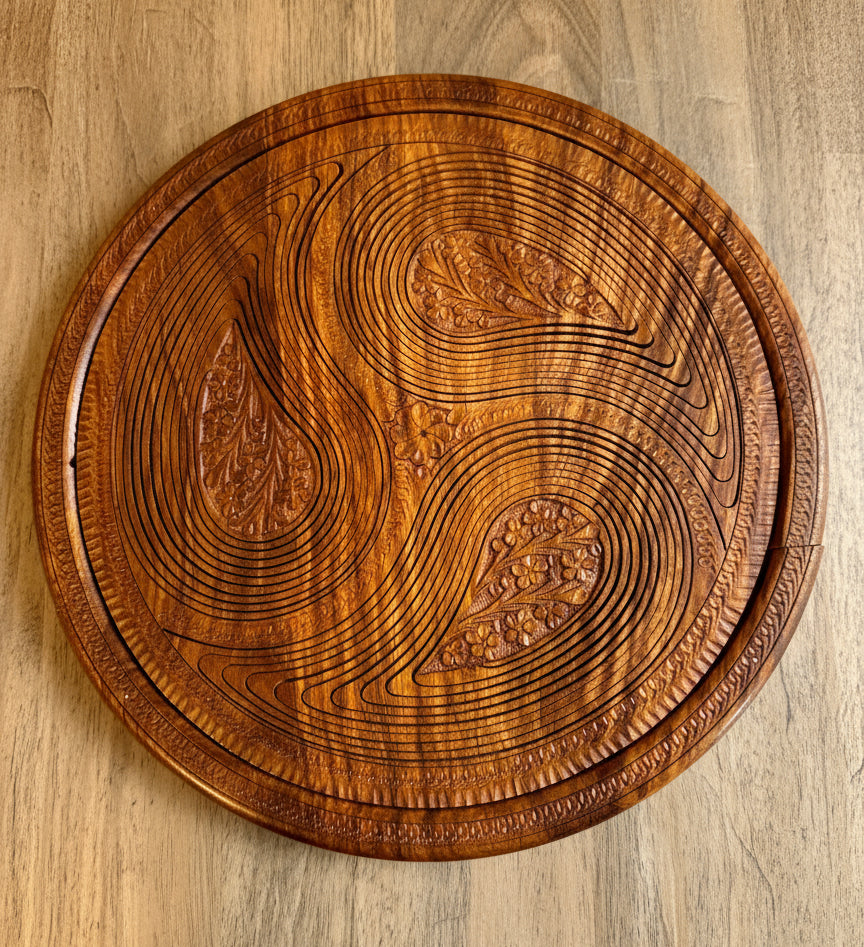 18" divided three paisleys