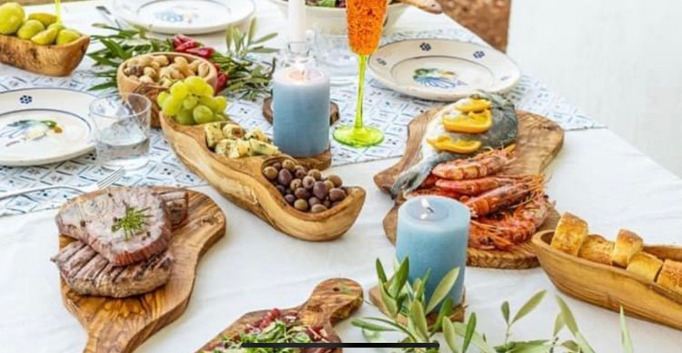 Olive wood kitchenware