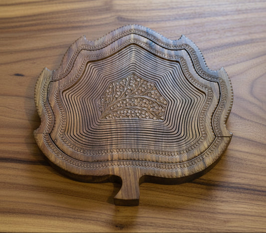14" Leaf Shape