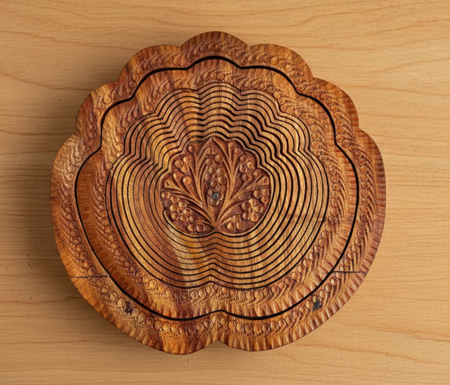 10" Tree Of Life Carved Design