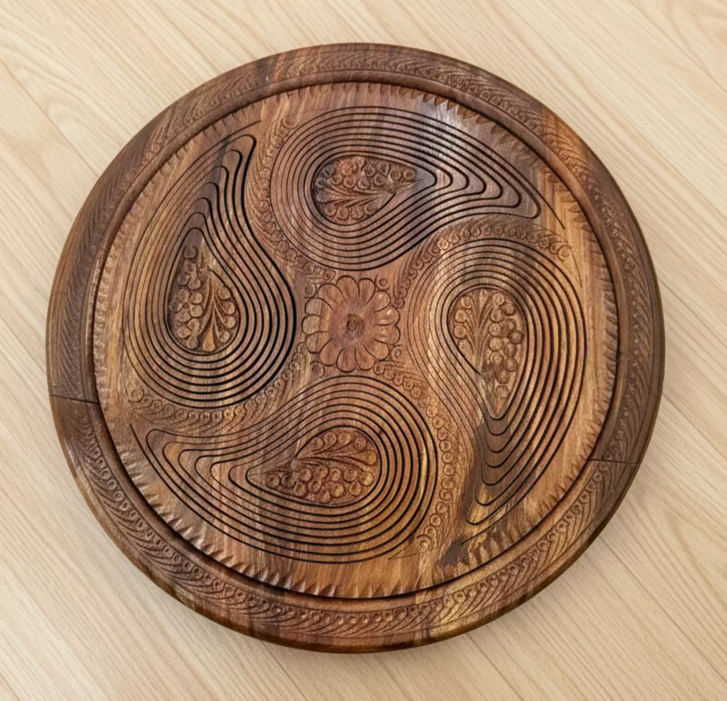 14" four paisleys