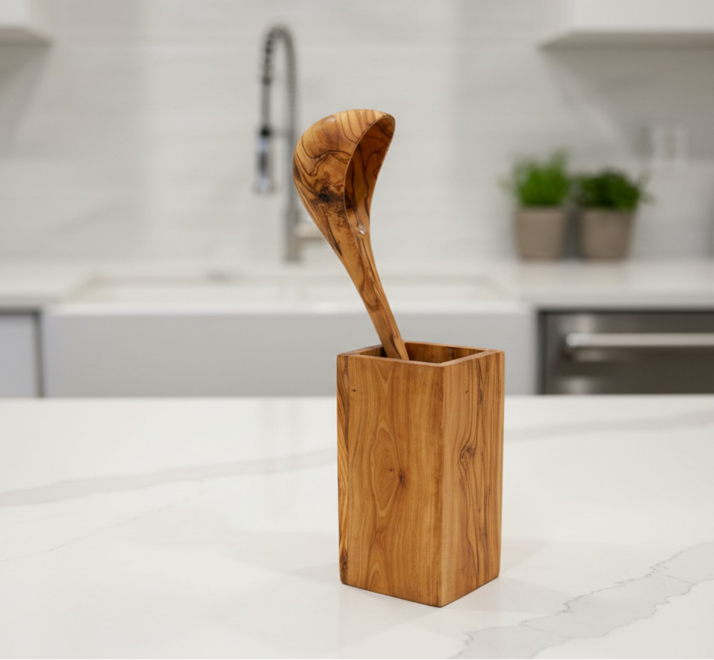 small ladle Olive wood (8"X2")
