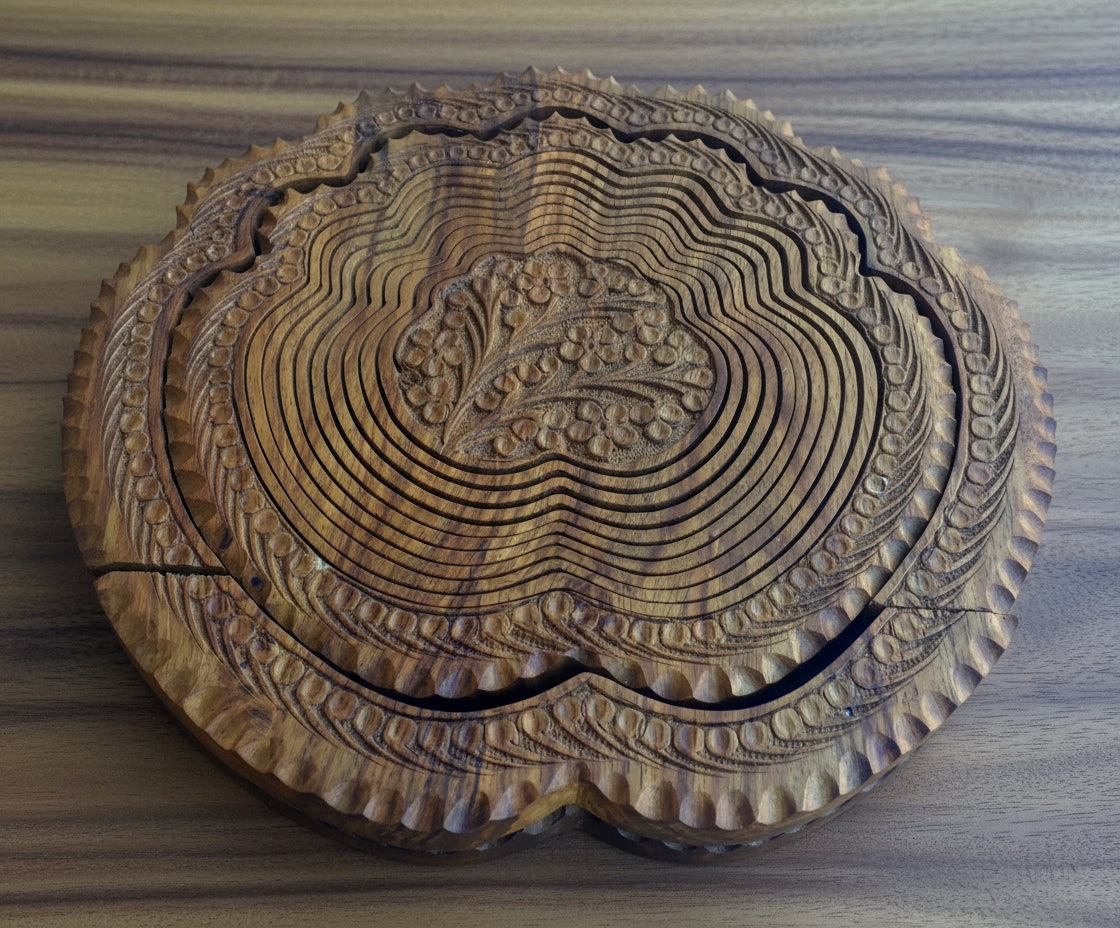 12" Seashell shape