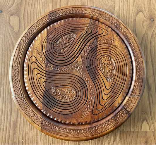 10" Three Paisleys divided