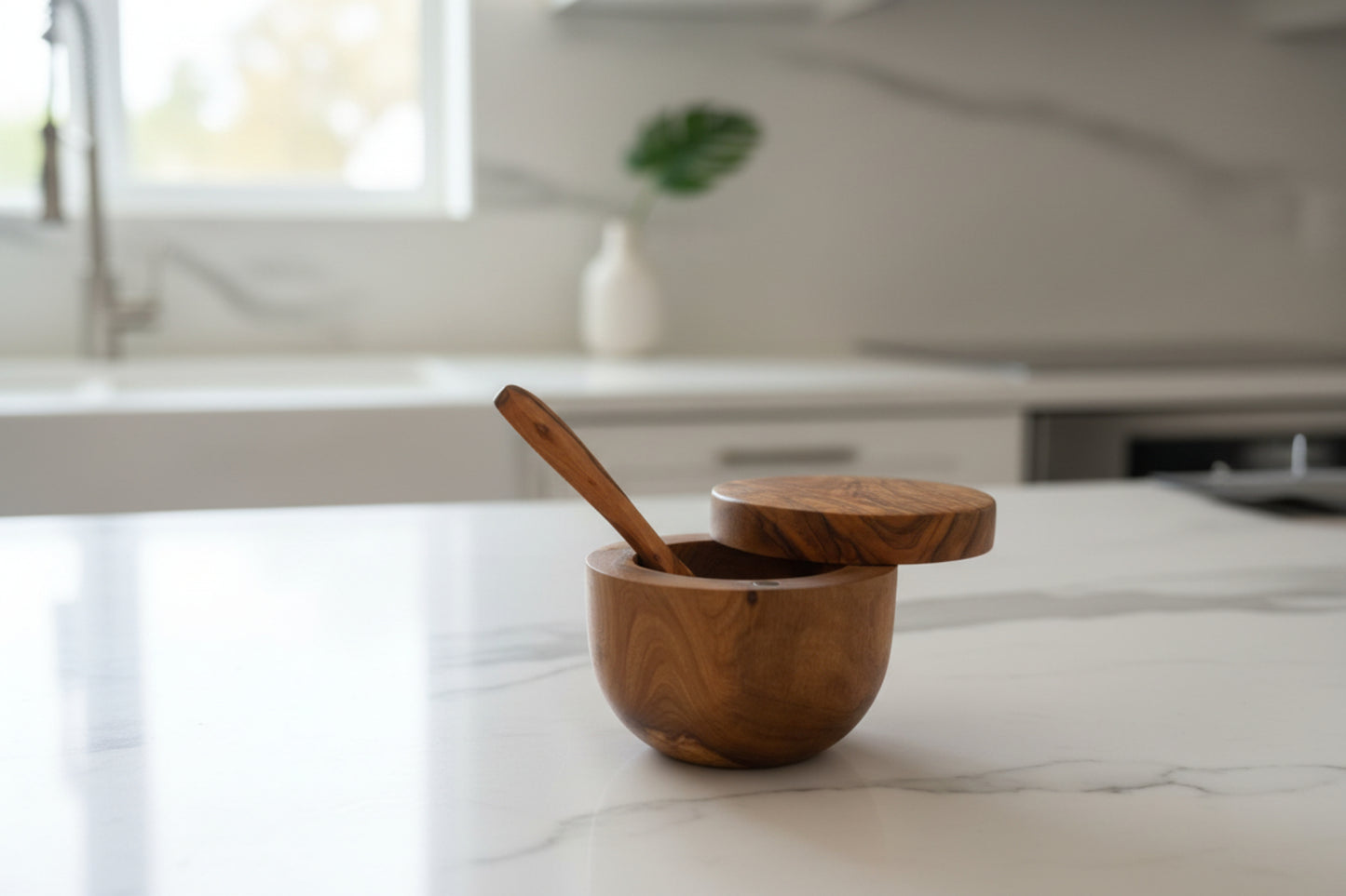 Olive Wood Salt Cellar with Magnet  (4x4x3)