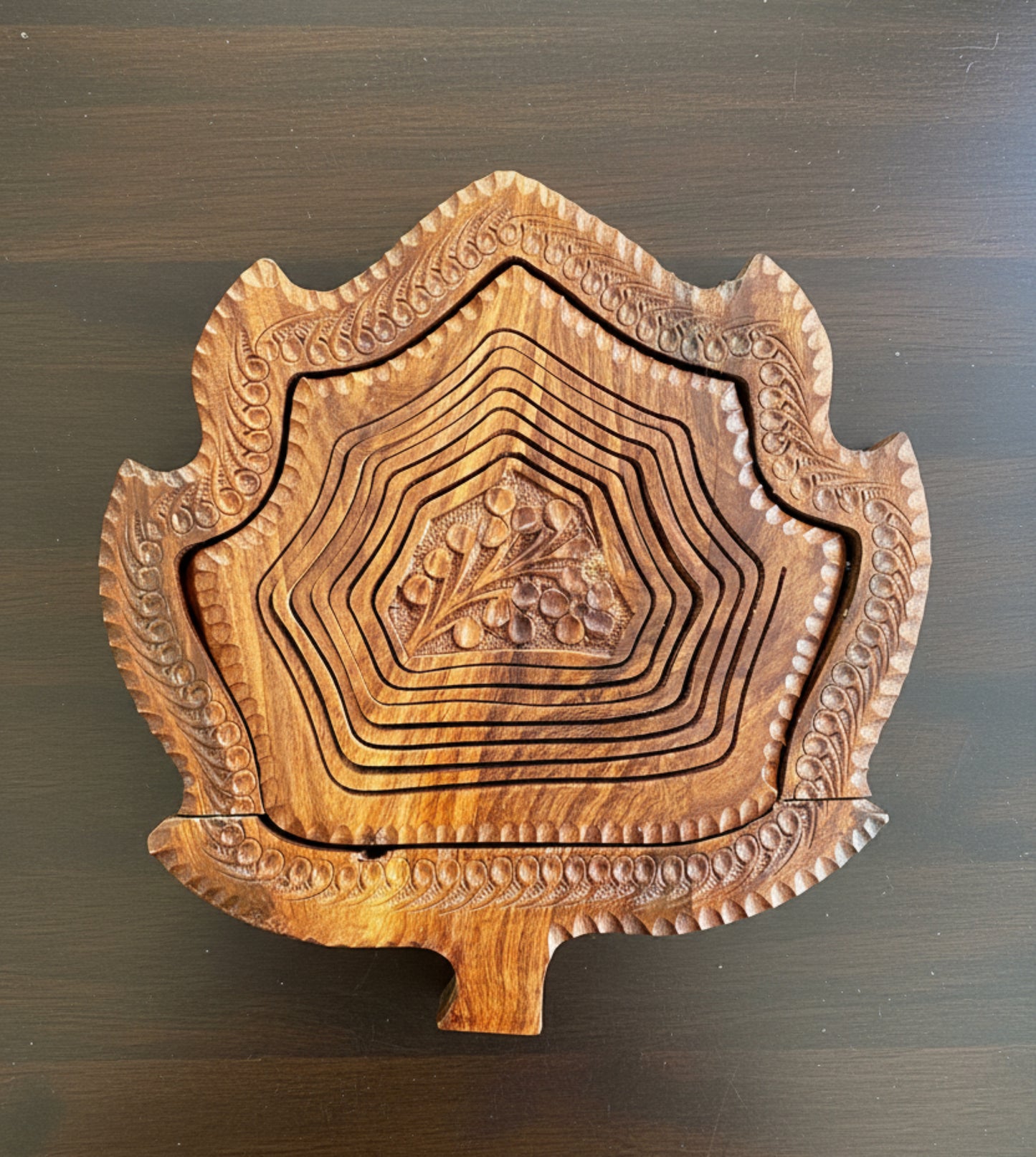 8" Leaf Shape